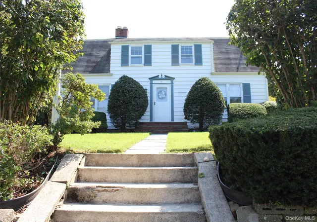 Photo 1 of Single family home for sale at 30 Randou Dr, Huntington, NY 11743 | MLS# 1050165 | Listing updated on 2026-09-23