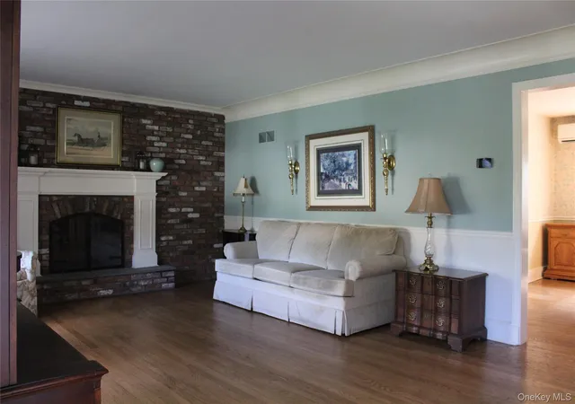 Photo 2 of Single family home for sale at 30 Randou Dr, Huntington, NY 11743 | MLS# 1050165 | Listing updated on 2026-09-23