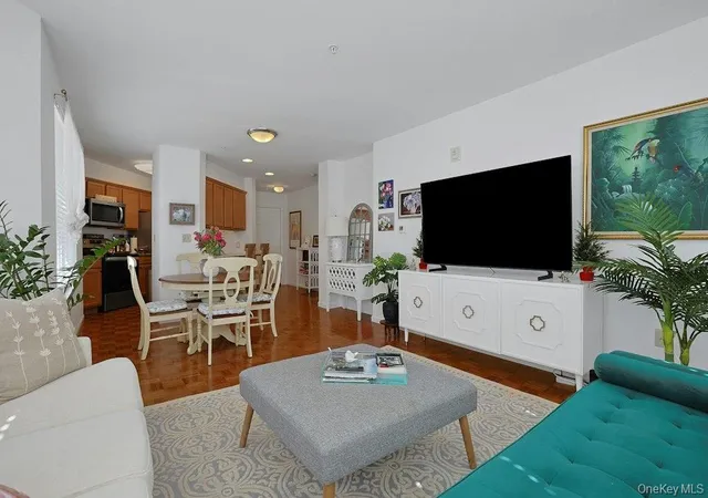 Photo 3 of Condo for sale at 207 Sutton Dr #207, Mount Kisco, NY 10549 | MLS# 1050177 | Listing updated on 2026-09-19