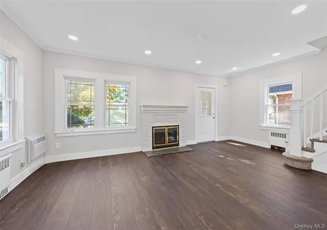 Photo 3 of Single family home for sale at 1900 Carleton Pl, Hempstead, NY 11510 | MLS# 1050179 | Listing updated on 2026-10-18