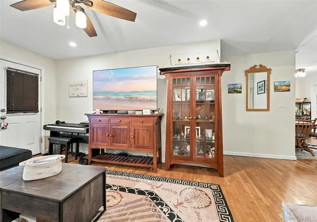 Listing Photo 5 - Condo for sale in building located at 97 Cardinal Ln, Islip, NY 11751 - Unit #1b