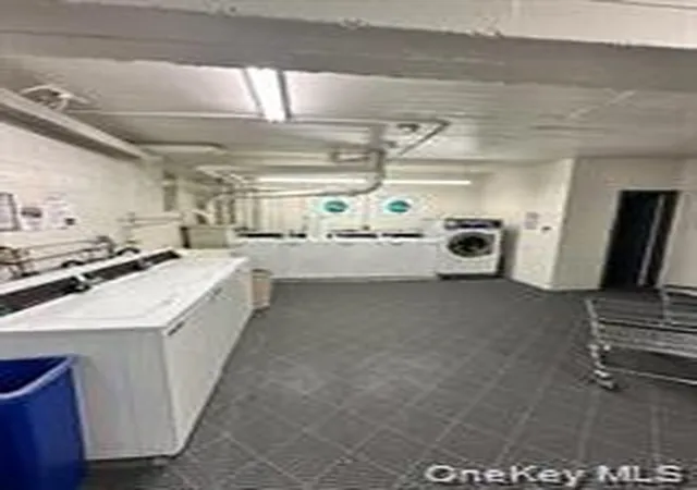 Photo 6 of Condo for sale at 247 Parkview Ave #6P, Yonkers, NY 10708 | MLS# 1050185 | Listing updated on 2026-09-14