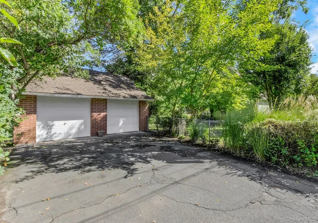 Photo 3 of Single family home for sale at 160 N Broadway, Orangetown, NY 10960 | MLS# 1050200 | Listing updated on 2026-10-07