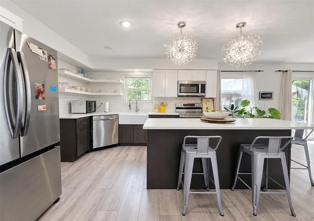 Photo 2 of Single family home for sale at 362 Singingwood Dr, Islip, NY 11741 | MLS# 1050207 | Listing updated on 2026-09-21