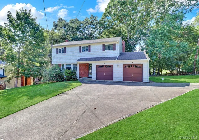 Single family home for sale at 14 Morewood Dr, Smithtown, NY 11787 | MLS# 1050209