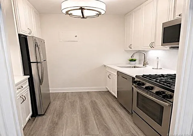 Photo 4 of House for sale at 100 E Hartsdale Ave #6GW, Greenburgh, NY 10530 | MLS# 1050223 | Listing updated on 2026-10-05