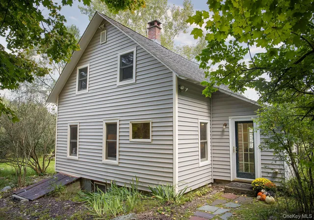 Single family home for sale at 861 Snydertown Rd, Claverack, NY 12521 | MLS# 1050229