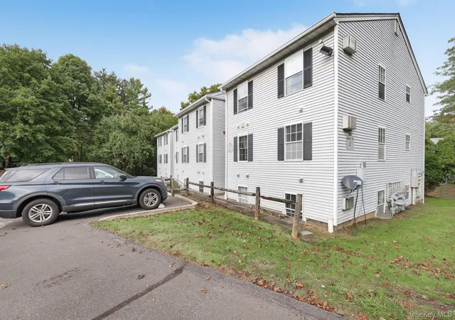 Photo 1 of Condo for sale at 4 Lexington Hl #3, Monroe, NY 10926 | MLS# 1050249 | Listing updated on 2026-10-05