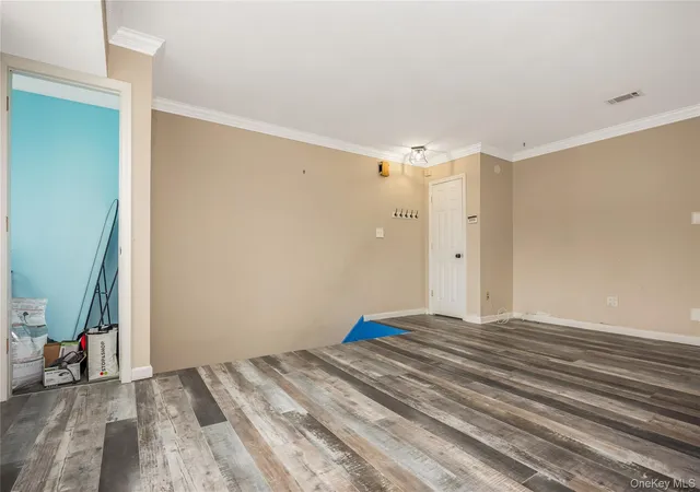 Listing Photo 5 - Condo for sale in building located at 8 Cheyenne Ct, Brookhaven, NY 11727 - Unit #8