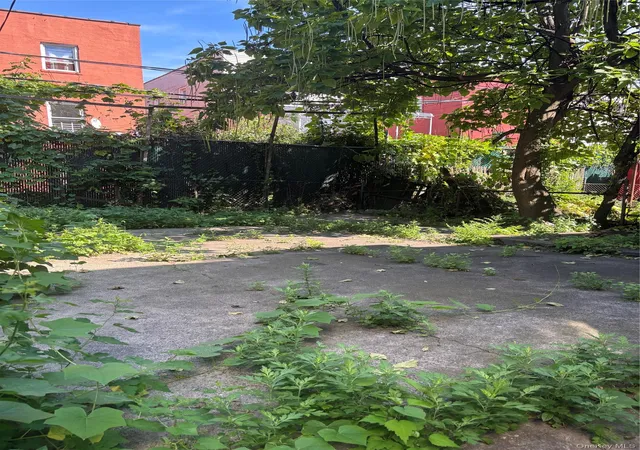 Photo 3 of Multi family home for sale at 1056 Colgate Ave, New York, NY 10472 | MLS# 1050267 | Listing updated on 2026-09-14