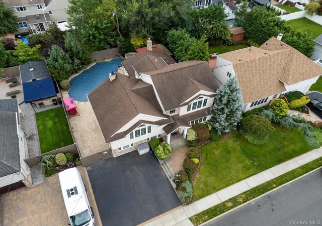 Photo 3 of Single family home for sale at 159 Murray Dr, Hempstead, NY 11572 | MLS# 1050276 | Listing updated on 2026-10-07