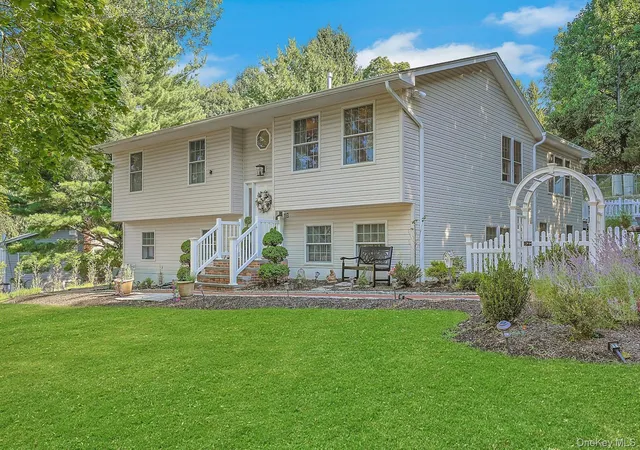 Photo 2 of Single family home for sale at 16 Annette Ln, Ramapo, NY 10901 | MLS# 1050286 | Listing updated on 2026-10-14