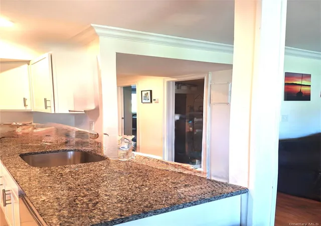 Photo 4 of Condo for sale at 52 Jefferson Oval #A, Yorktown, NY 10598 | MLS# 1050288 | Listing updated on 2026-09-17