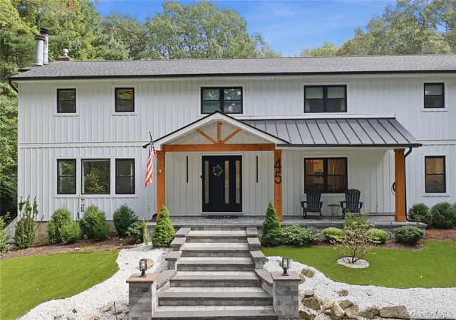 Photo 2 of Single family home for sale at 45 Meadow Glen Rd, Smithtown, NY 11768 | MLS# 1050295 | Listing updated on 2026-09-16