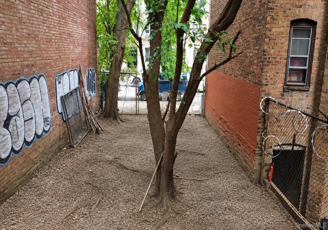 Photo 2 of Land for sale at 1404a Pacific St, New York, NY 11216 | MLS# 1050300 | Listing updated on 2026-09-26