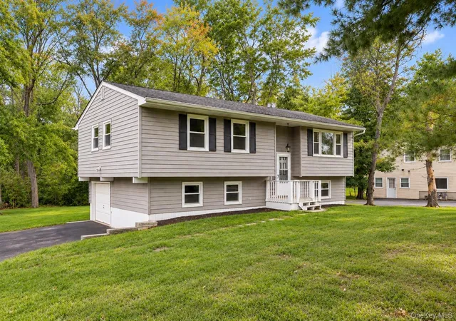 Photo 2 of Single family home for sale at 59 Martin Dr, Wappinger, NY 12590 | MLS# 1050312 | Listing updated on 2026-10-04
