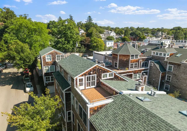 Photo 3 of Condo for sale at 27 N Buckhout St #10, Greenburgh, NY 10533 | MLS# 1050317 | Listing updated on 2026-09-16