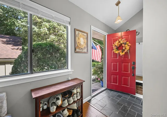 Photo 2 of Condo for sale at 26 Oakridge Dr, Lewisboro, NY 10590 | MLS# 1050318 | Listing updated on 2026-09-20
