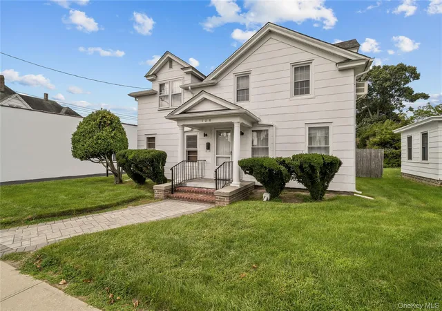 Photo 3 of Single family home for sale at 120 N Ocean Ave, Brookhaven, NY 11772 | MLS# 1050326 | Listing updated on 2026-09-15