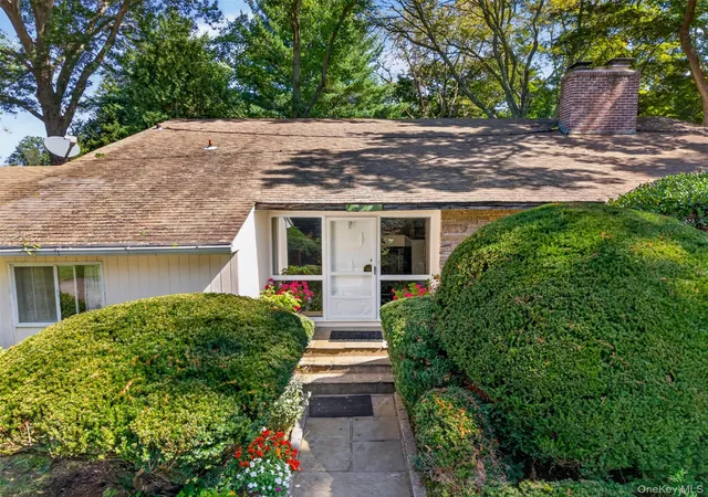 Photo 3 of Single family home for sale at 2495 Cedar Swamp Rd, Oyster Bay, NY 11545 | MLS# 1050336 | Listing updated on 2026-09-18