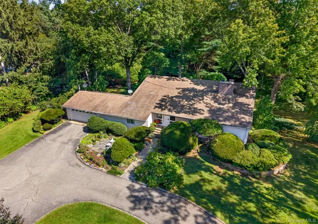 Photo 3 of Single family home for sale at 2495 Cedar Swamp Rd, Oyster Bay, NY 11545 | MLS# 1050336 | Listing updated on 2026-09-18