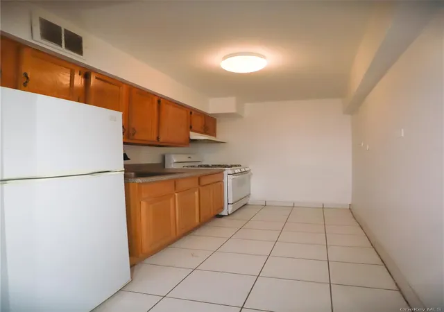 Photo 2 of Condo for sale at 53-11 90th Street #6C, New York, NY 11373 | MLS# 1050372 | Listing updated on 2026-09-15