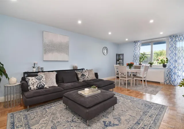 Photo 3 of House for sale at 499 N Broadway #2J, White Plains, NY 10603 | MLS# 1050376 | Listing updated on 2026-09-24