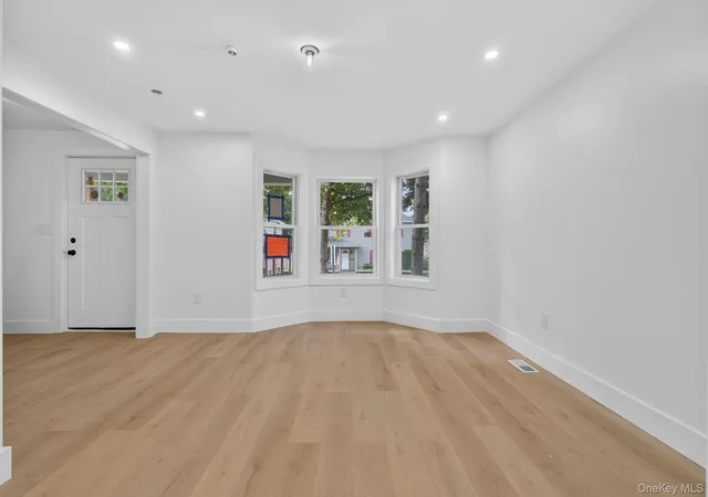 Photo 3 of Single family home for sale at 76 Poplar St, Newburgh (city), NY 12550 | MLS# 1050393 | Listing updated on 2026-09-18