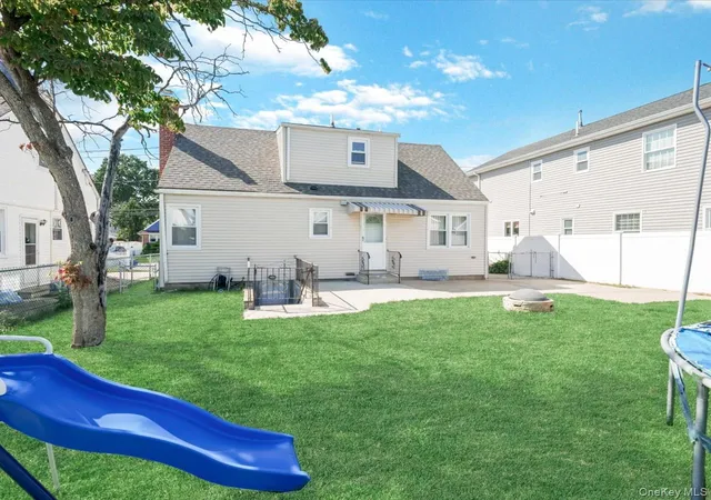 Photo 25 of Single family home for sale at 77 Litchfield Ave, Hempstead, NY 11003 | MLS# 1050396 | Listing updated on 2026-10-21