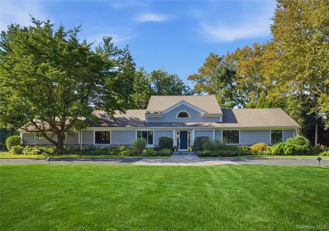 Photo 1 of Single family home for sale at 2 Meadow Rd, North Hempstead, NY 11568 | MLS# 1050405 | Listing updated on 2026-09-15