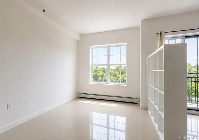Listing Photo 5 - Condo for sale in building located at 7166 Parsons Blvd, New York, NY 11365 - Unit #6C