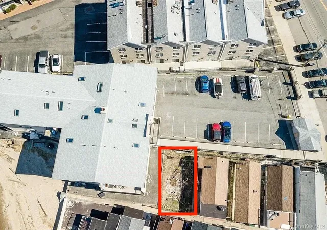 Photo 1 of Land for sale at 12 Schuyler Ter, New York, NY 10465 | MLS# 1050416 | Listing updated on 2026-09-15