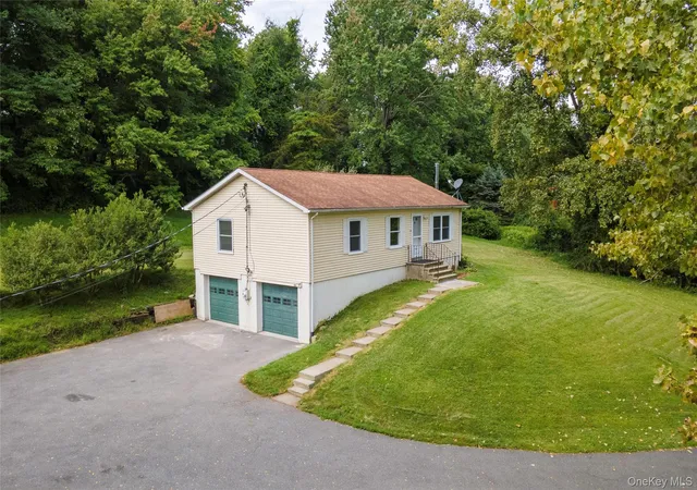 Photo 3 of Single family home for sale at 158 Stagecoach Pass, Beekman, NY 12582 | MLS# 1050437 | Listing updated on 2026-09-18