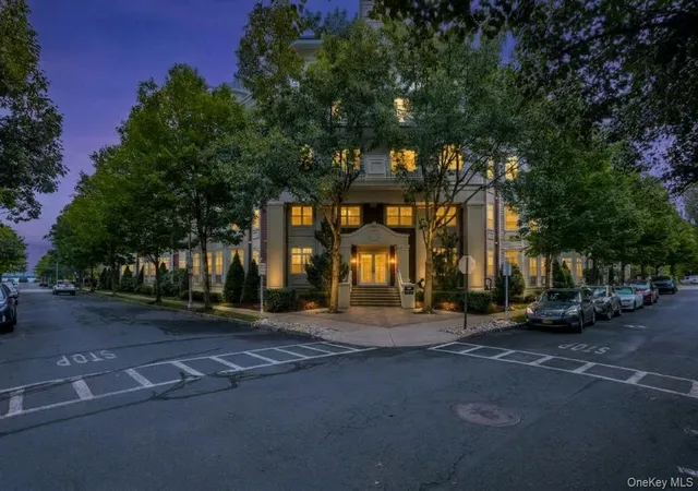Photo 2 of Condo for sale at 3102 Leeward Dr, Haverstraw, NY 10927 | MLS# 1050443 | Listing updated on 2026-09-26
