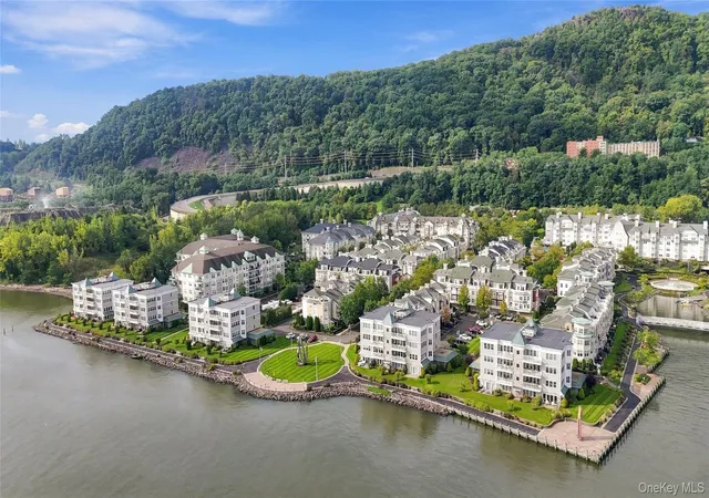Photo 3 of Condo for sale at 3102 Leeward Dr, Haverstraw, NY 10927 | MLS# 1050443 | Listing updated on 2026-09-26
