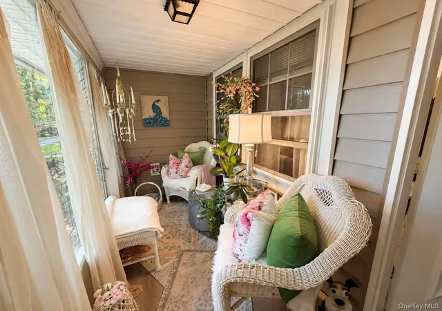 Listing Photo 4 - Condo for sale in building located at 190 Ventry Ct, Brookhaven, NY 11961 - Unit #F