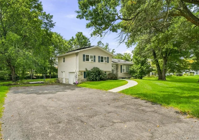 Photo 3 of Single family home for sale at 115 E Main St, Blooming Grove, NY 10992 | MLS# 1050484 | Listing updated on 2026-10-07
