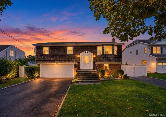 Single family home for sale at 5 Central Ave, Babylon, NY 11701 | MLS# 1050526