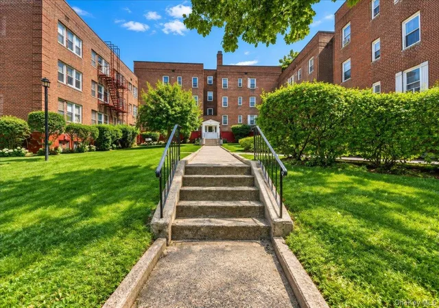 Photo 1 of Condo for sale at 150 Ravine Ave #3B, Yonkers, NY 10701 | MLS# 1050531 | Listing updated on 2026-10-05
