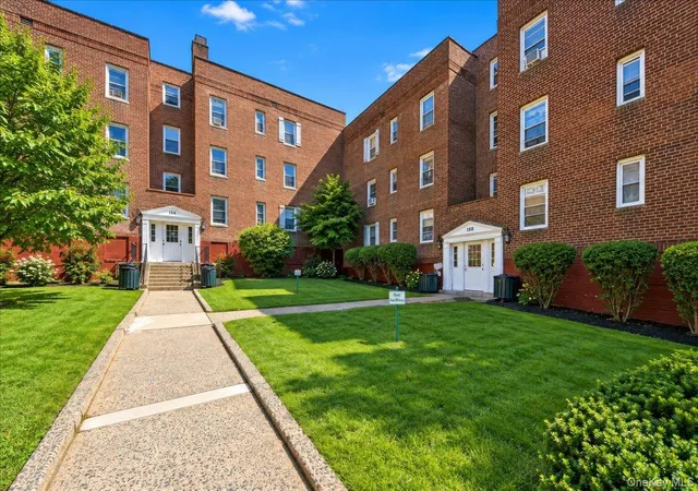 Photo 2 of Condo for sale at 150 Ravine Ave #3B, Yonkers, NY 10701 | MLS# 1050531 | Listing updated on 2026-10-05