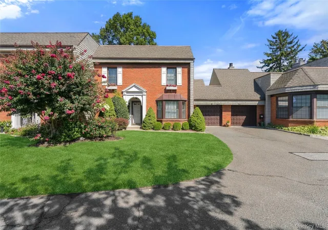 Photo 1 of Condo for sale at 174 Anchor Ln, Islip, NY 11706 | MLS# 1050538 | Listing updated on 2026-09-29