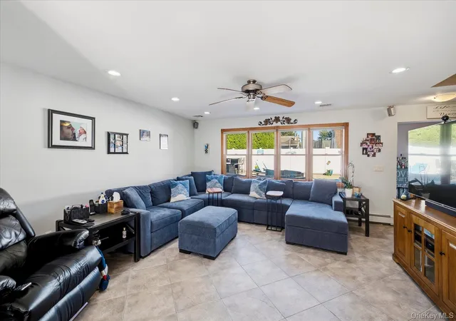 Photo 3 of Sale Pending at 27 Welcome Ln, Hempstead, NY 11793 | MLS# 1050546 | Listing updated on 2026-10-02