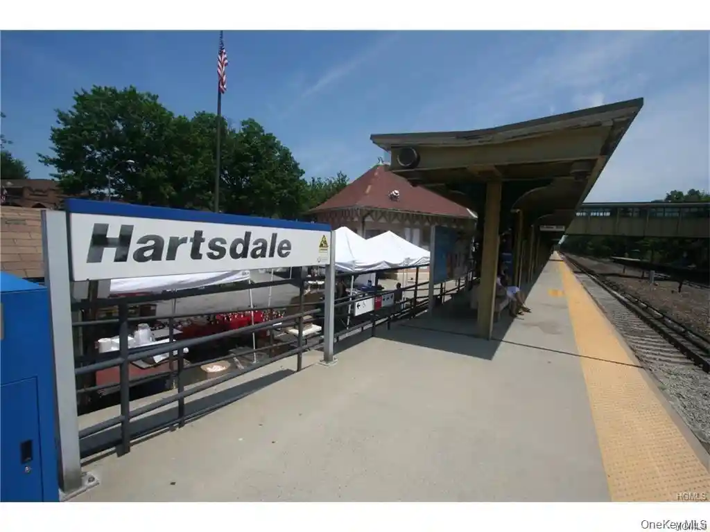 Listing Photo 32 - Condo for sale in 100 E Hartsdale Ave located at 100 E Hartsdale Ave, White Plains, NY 10522 - Unit #6BE