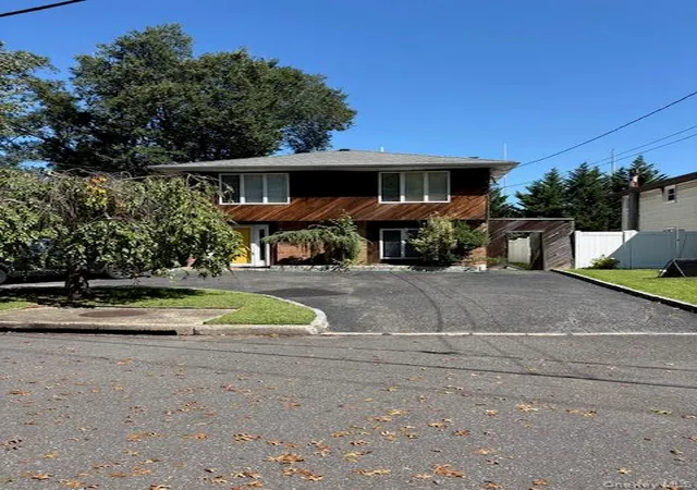 Photo 1 of Single family home for sale at 48 Milland Dr, Huntington, NY 11768 | MLS# 1050554 | Listing updated on 2026-09-22