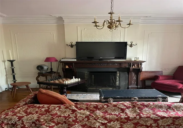 Photo 3 of House for sale at 32 Willow Pl #4R & 5R, New York, NY 11201 | MLS# 1050555 | Listing updated on 2026-09-30