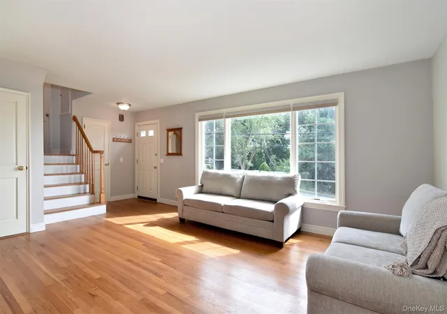 Photo 2 of Single family home for sale at 27 White Plains Ave, Harrison, NY 10604 | MLS# 1050565 | Listing updated on 2026-10-04