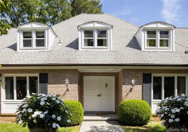 Photo 1 of Single family home for sale at 217 Feeks Ln, Oyster Bay, NY 11560 | MLS# 1050586 | Listing updated on 2026-10-04