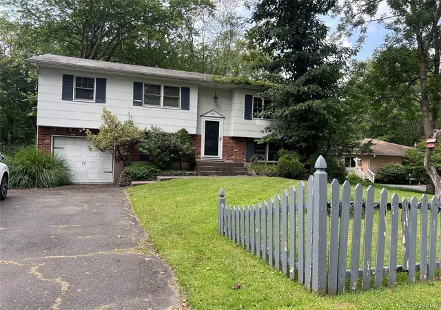 Photo 2 of Single family home for sale at 594 Route 340, Orangetown, NY 10976 | MLS# 1050592 | Listing updated on 2026-09-30