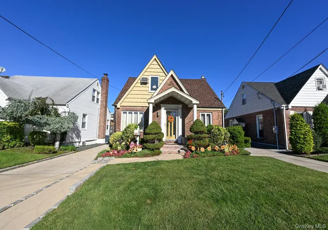Photo 1 of Sale Pending at 233 Cleveland St, Hempstead, NY 11010 | MLS# 1050608 | Listing updated on 2026-10-06