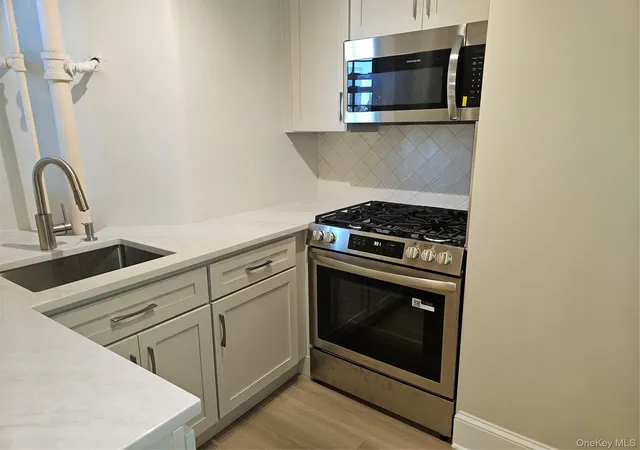 Photo 2 of Condo for sale at 208 Centre Ave #4-B, New Rochelle, NY 10805 | MLS# 1050613 | Listing updated on 2026-09-15